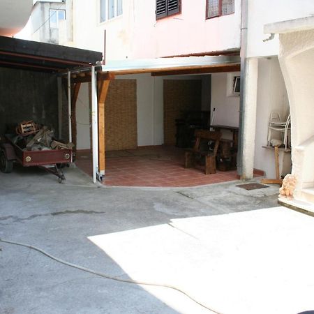 Apartments By The Sea Promajna, Makarska - 2673 Bagian luar foto