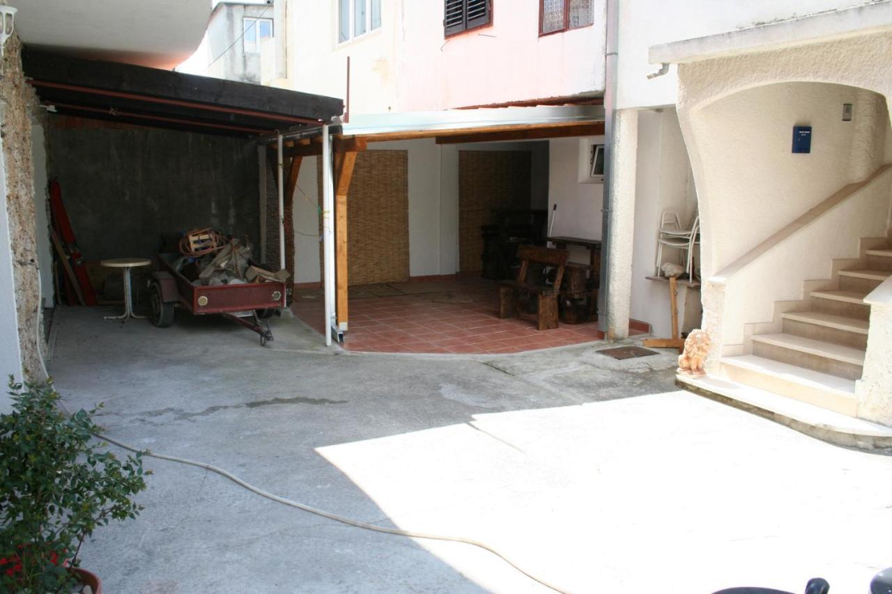 Apartments By The Sea Promajna, Makarska - 2673 Bagian luar foto