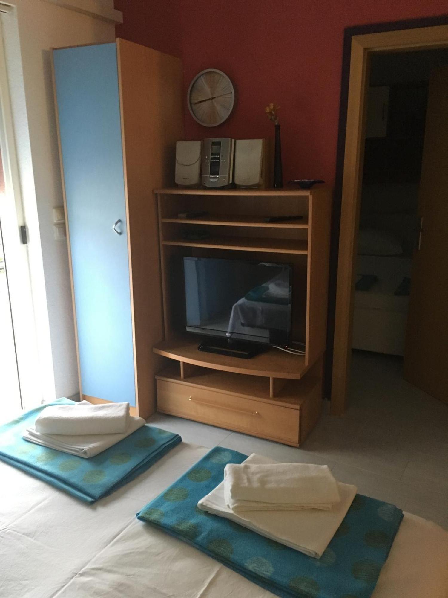 Apartments By The Sea Promajna, Makarska - 2673 Ruang foto
